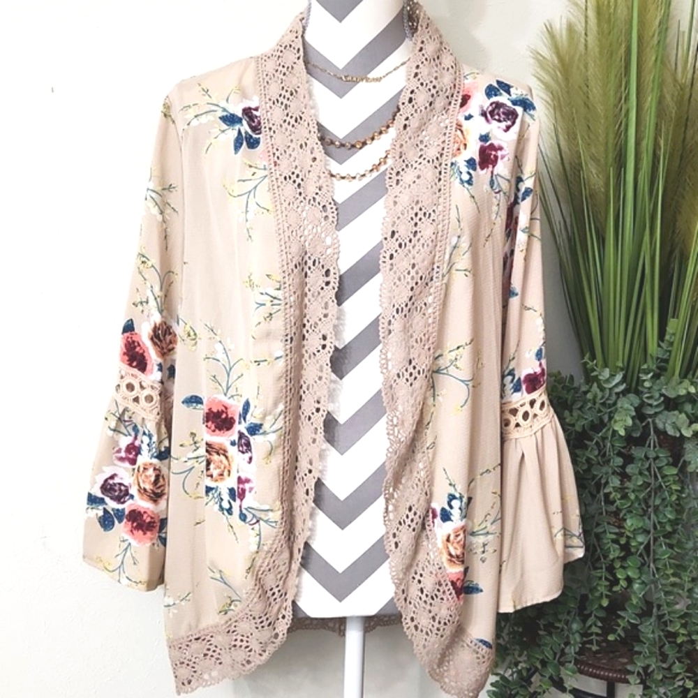 Floral Lace-Trim Open Front Cardigan - Blush Pink - Picture 2 of 14